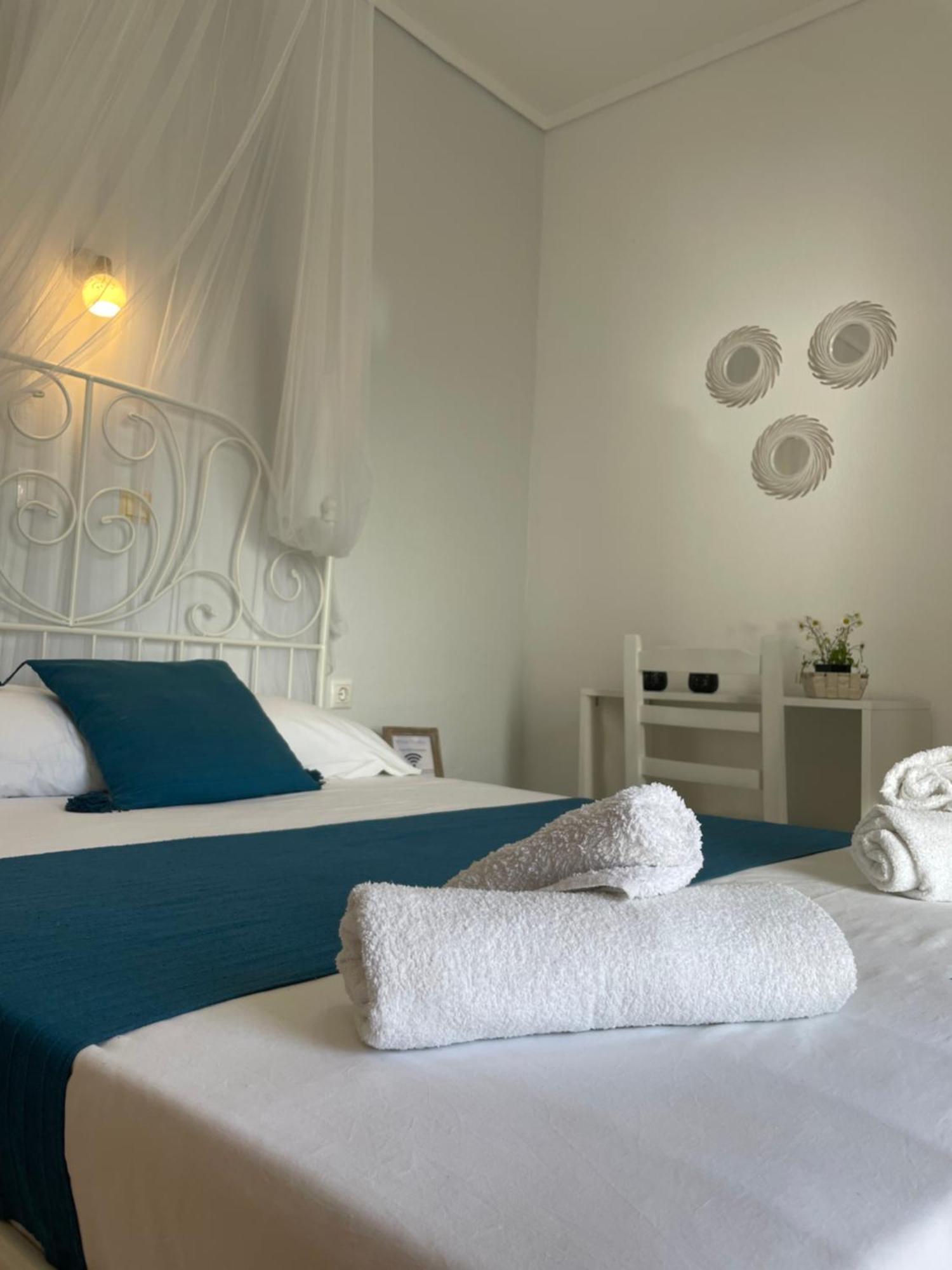 White Himare