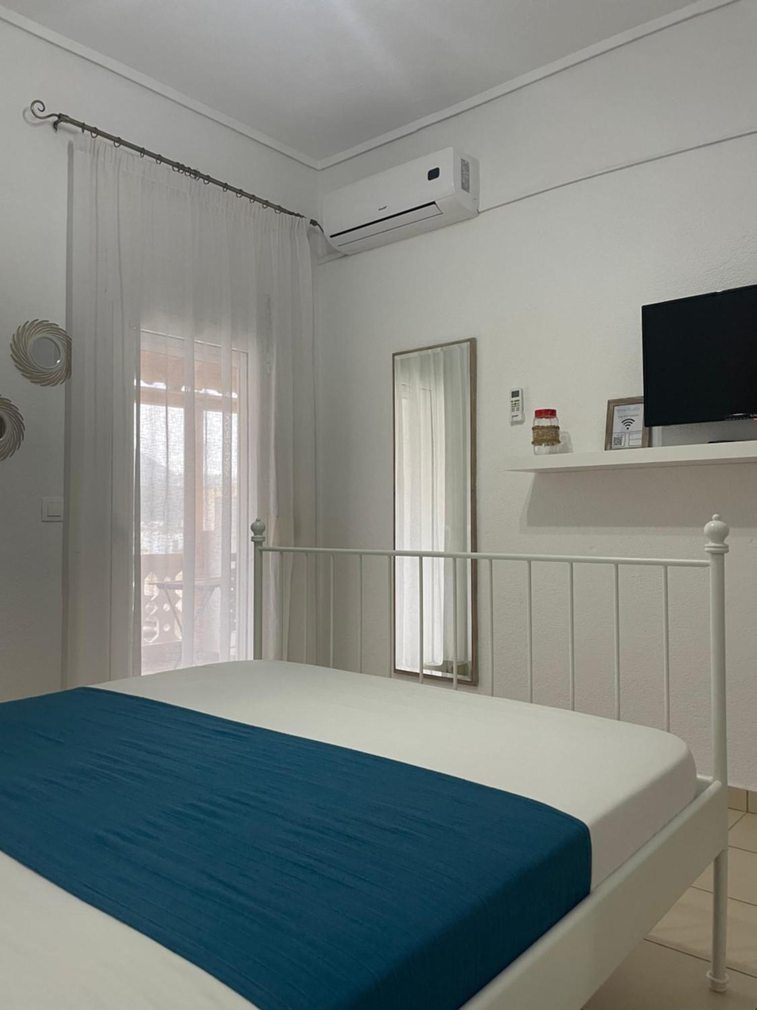 White Himare
